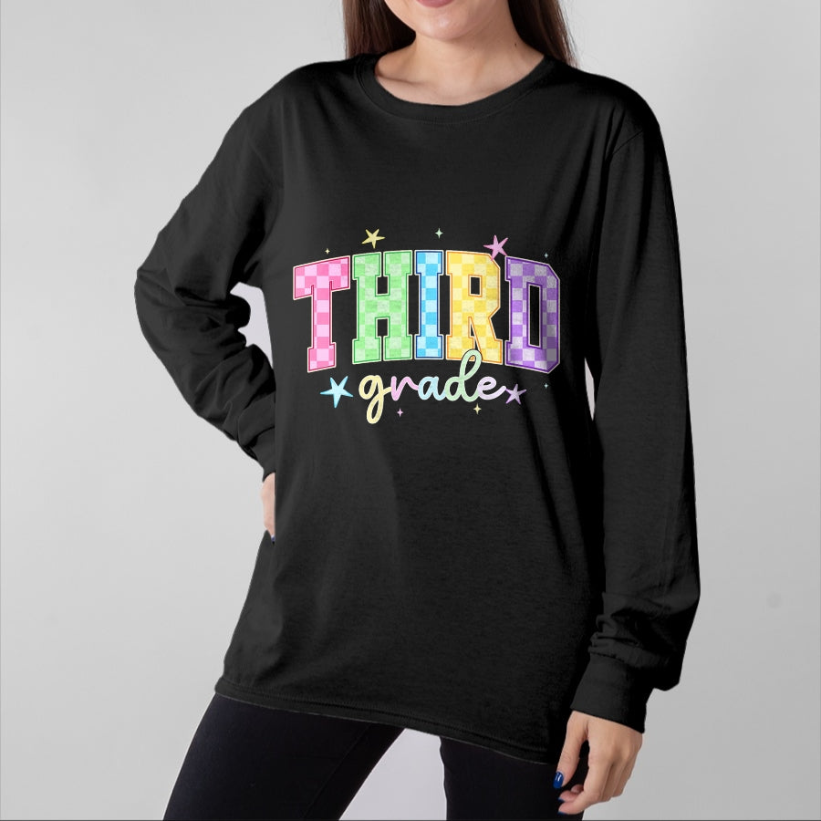 Best Student Shirt, Funny Back To School UnisexT-Shirt/Hoodie/Sweatshirt HLT00 - Back to School Checkered Third Grade Team Teacher Students T-Shirt