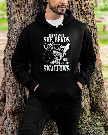 I Like It When She Bends Over Fishing Funny T-Shirt