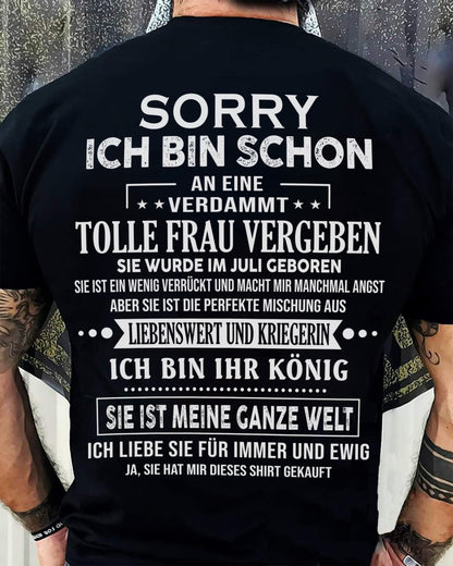 Sorry Mädels, ich bin vergeben – Meine Freundin ist verrückt und süß – Das perfekte Geschenk für deinen Freund - (SKU05-08-07) - NINA07