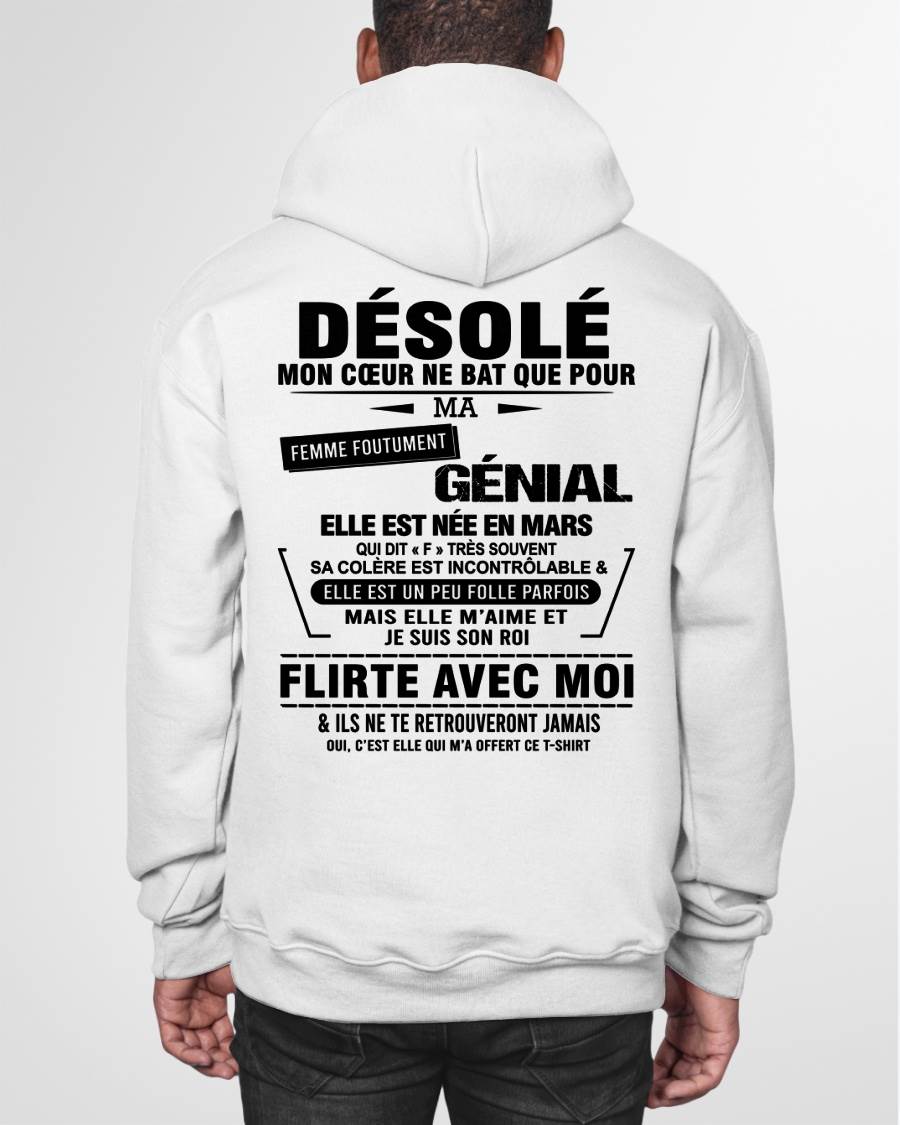 MARS - DÉSOLÉ, MON CŒUR NE BAT QUE POUR MA FEMME FOUTUMENT GÉNIALE — DE SA FEMME - FR03 / NINA03 (SKU26T-01258-03)