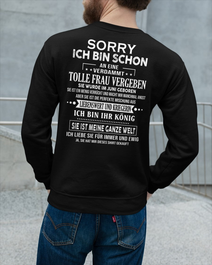 Sorry Mädels, ich bin vergeben – Meine Freundin ist verrückt und süß – Das perfekte Geschenk für deinen Freund - (SKU05-08-06) - NINA06