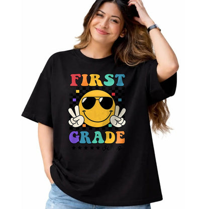 Best Student Shirt, Funny Back To School UnisexT-Shirt/Hoodie/Sweatshirt HLT00 - 1st Grade Vibes Smile Face Back to School Girls First Grade T-Shirt
