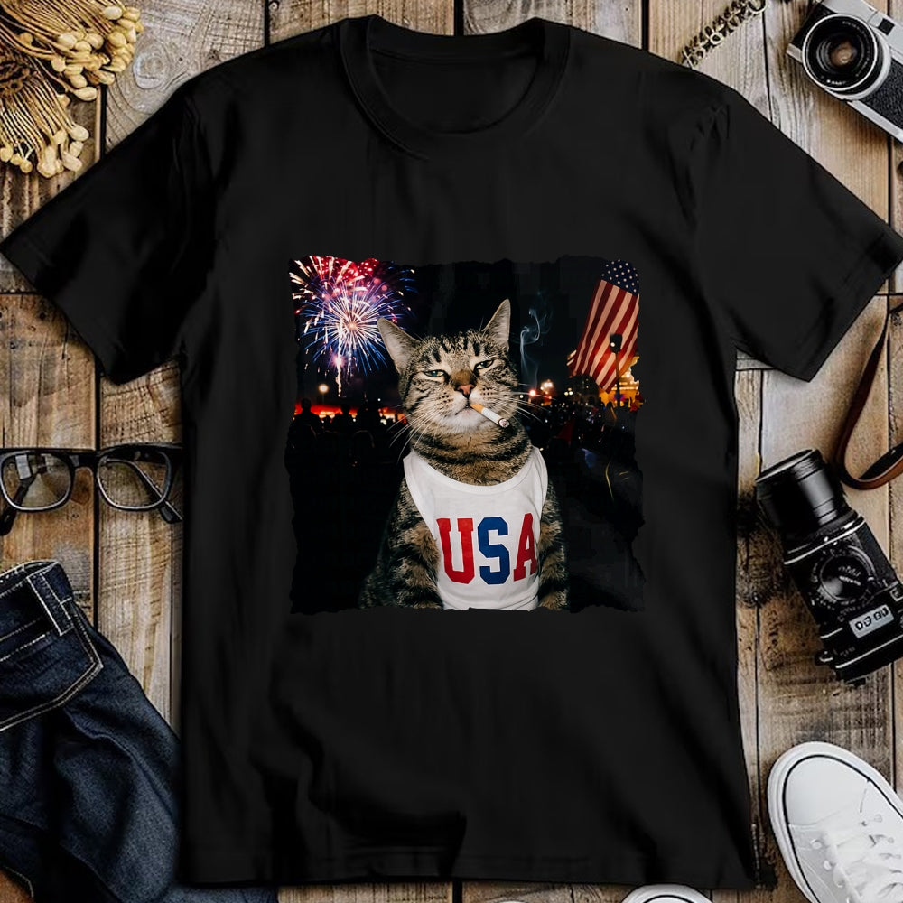 Cat Love Shirt, Funny Cat Lover Gift UnisexT-Shirt/Hoodie/Sweatshirt HLT00 - Patriotic Smoking cat T-Shirt