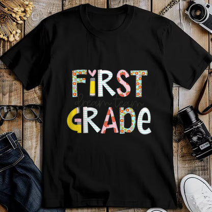 Best Student Shirt, Funny Back To School UnisexT-Shirt/Hoodie/Sweatshirt HLT00 - First Grade Dream Team Back to School 1st Grade Teacher T-Shirt (2)