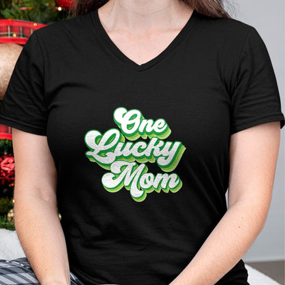 Gift for Mom Shirt, Funny Mom Unisex T-Shirt/Hoodie/Sweatshirt HLT00 - One Lucky Mom Retro Vintage St Patrick_s Day T-Shirt