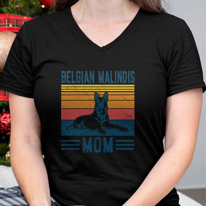 Dog Love Shirt, Dog Lover Gift T-Shirt/Hoodie/Sweatshirt HLT00 - Dog Belgian Malinois Mom - Vintage Belgian Malinois Mom T-Shirt