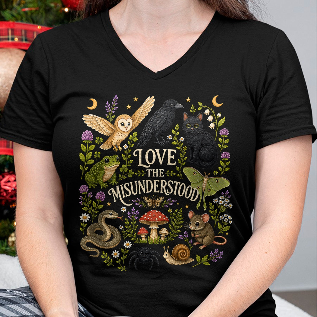 Cat Love Shirt, Funny Cat Lover Gift UnisexT-Shirt/Hoodie/Sweatshirt HLT00 - Love The Misunderstood Bat Raven Cat Snake Spider Moth Frog T-Shirt (1)