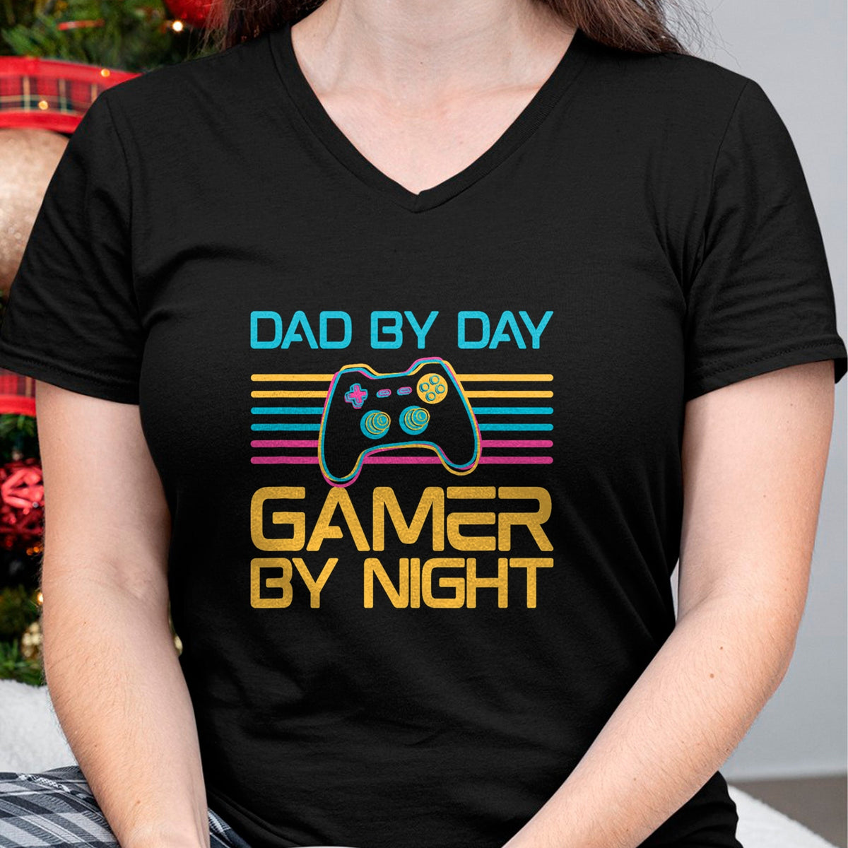 Gift for Dad Shirt, Funny Dad Unisex T-Shirt/Hoodie/Sweatshirt HLT00 – Dad By Day Gamer By Night Video Games Lover Gamer Dad T-Shirt
