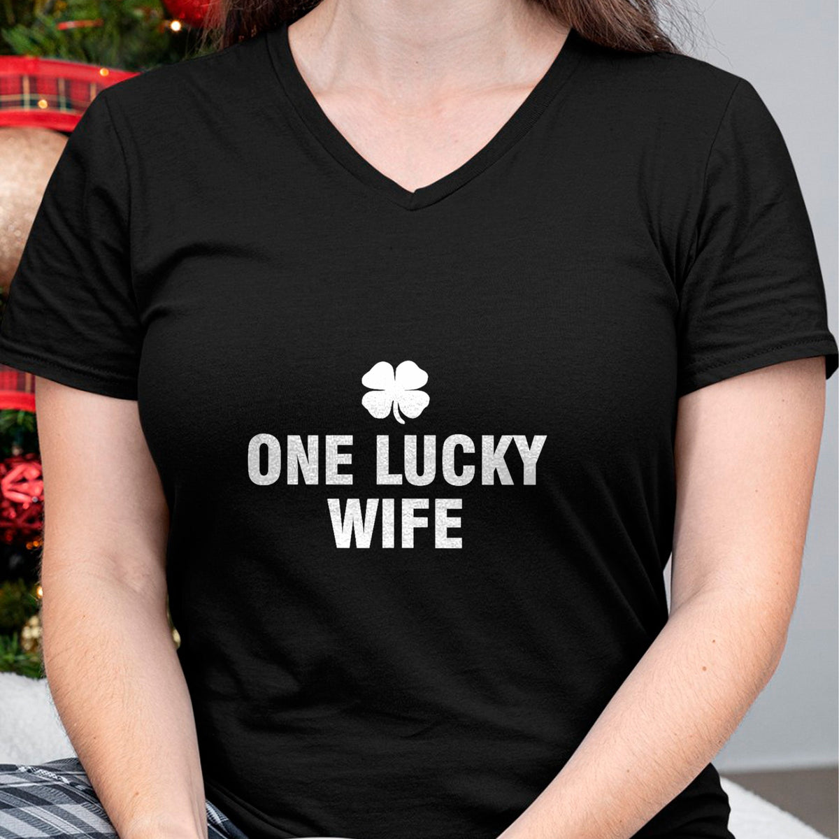 Best Wife Shirt, Wife and Husband Unisex T-Shirt/Hoodie/Sweatshirt HLT00 - Gift for wife T shirt, lucky wife   One Lucky Wife Tank Top (1)