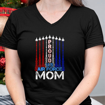 Gift for Mom Shirt, Funny Mom Unisex T-Shirt/Hoodie/Sweatshirt HLT00 - ic Jet 4th Of July Proud US Air Force Mom US Flag T-Shirt
