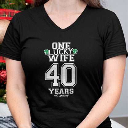 Best Wife Shirt, Wife and Husband Unisex T-Shirt/Hoodie/Sweatshirt HLT00 - Gift for wife T shirt, lucky wife   40 Years Lucky Wife Funny St Patrick's Day Anniversary Her T-Shi