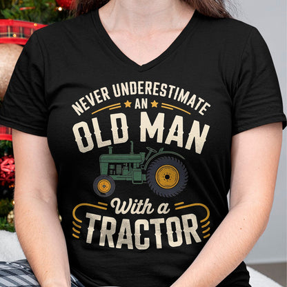 Best Farmer Life Shirt, Funny Farmer UnisexT-Shirt/Hoodie/Sweatshirt HLT00 - Never Underestimate an Old Man with a Tractor – Farming dad T-Shirt