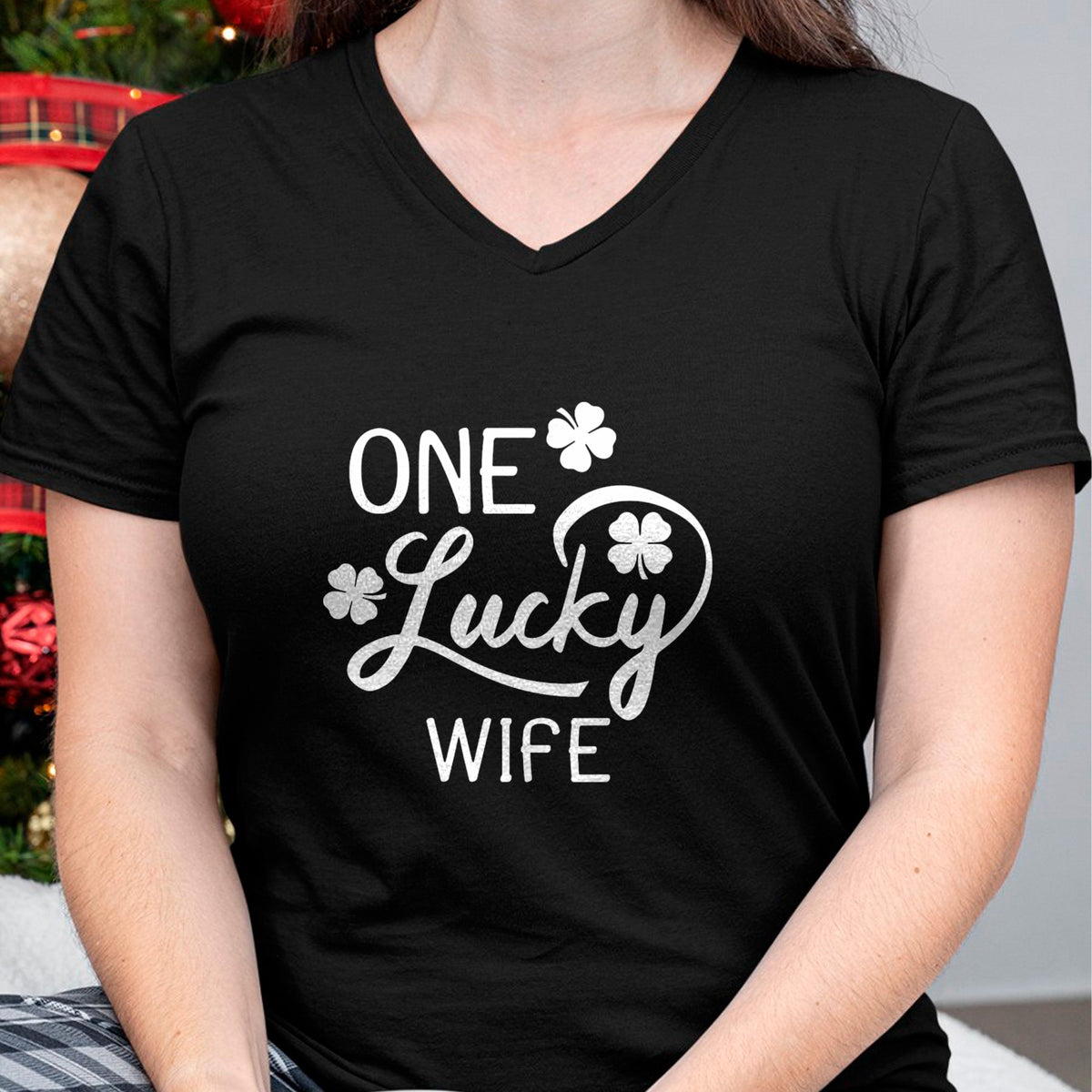 Best Wife Shirt, Wife and Husband Unisex T-Shirt/Hoodie/Sweatshirt HLT00 - Gift for wife T shirt, lucky wife   One Lucky Wife St. Patrick's Day T-Shirt (1)