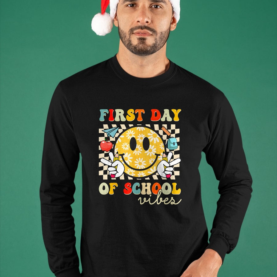 Best Student Shirt, Funny Back To School UnisexT-Shirt/Hoodie/Sweatshirt HLT00 - First Day of School Vibes Back to School Teachers Students T-Shirt
