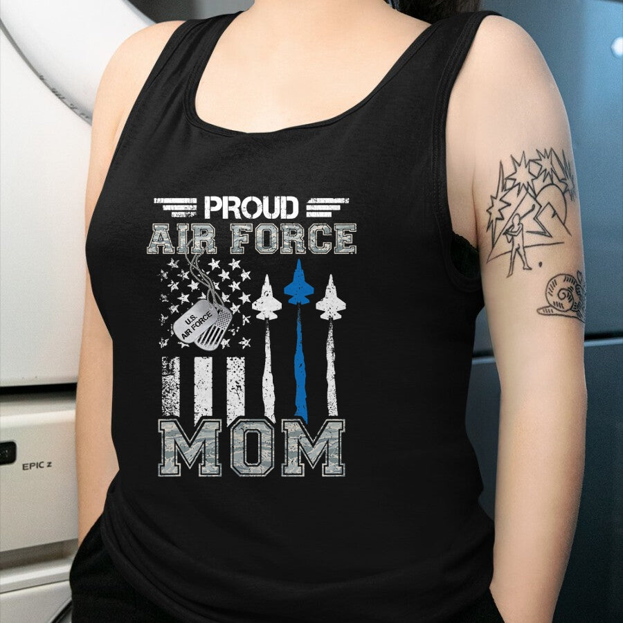 Gift for Mom Shirt, Funny Mom Unisex T-Shirt/Hoodie/Sweatshirt HLT00 - Proud Air Force Mom US Air Force Graduation Mom Gifts T-Shirt