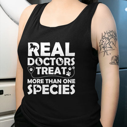 Best Doctor Shirt, Funny Doctor UnisexT-Shirt/Hoodie/Sweatshirt HLT00 - Cool Veterinarian Design For Men Women Veterinary Pet Doctor T-Shirt