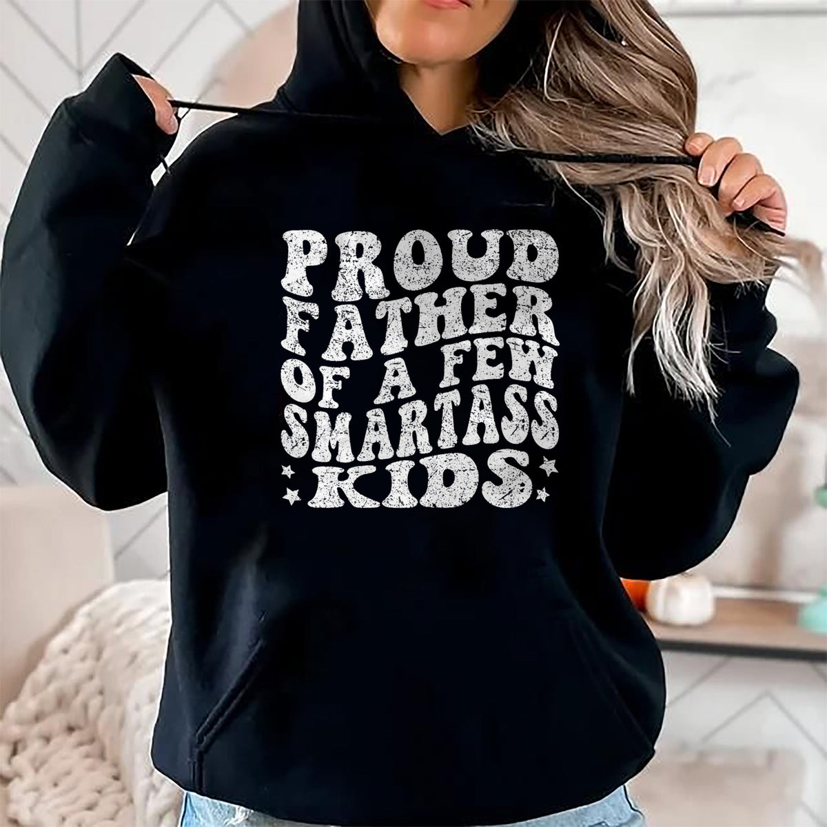 Gift for Dad Shirt, Funny Dad Unisex T-Shirt/Hoodie/Sweatshirt HLT00 – Proud Father Of A Few Smartass Kids proud dad Father_s Day T-Shirt