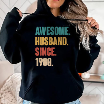Best Wife Shirt, Wife and Husband Unisex T-Shirt/Hoodie/Sweatshirt HLT00 - Awesome Husband Since 1980 - 44th Wedding Anniversary Epic T-Shirt