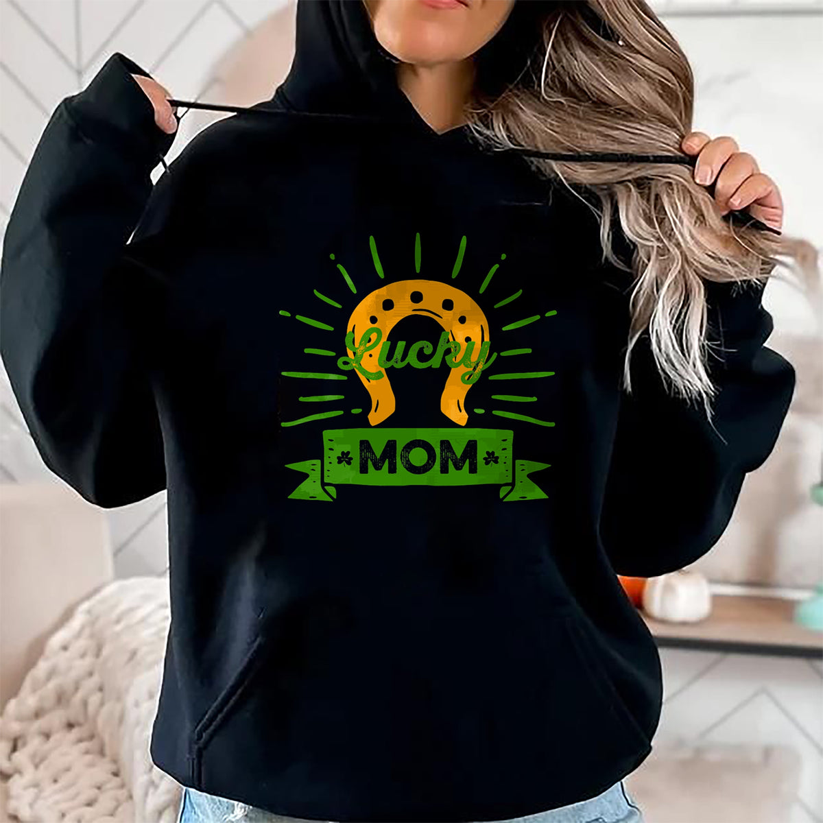 Gift for Mom Shirt, Funny Mom Unisex T-Shirt/Hoodie/Sweatshirt HLT00 - Lucky Mom St. Patricks Day Saint Paddy Horseshoe Shamrock T-Shirt