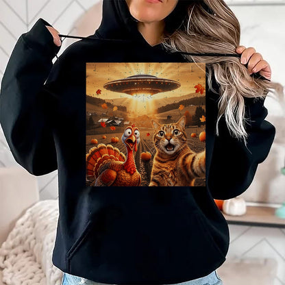 Best Thanksgiving Family Shirt , Funny Thanksgiving UnisexT-Shirt/Hoodie/Sweatshirt HLT00 - Cat Selfie with Turkey Funny Thanksgiving for Men Women Kids T-Shirt