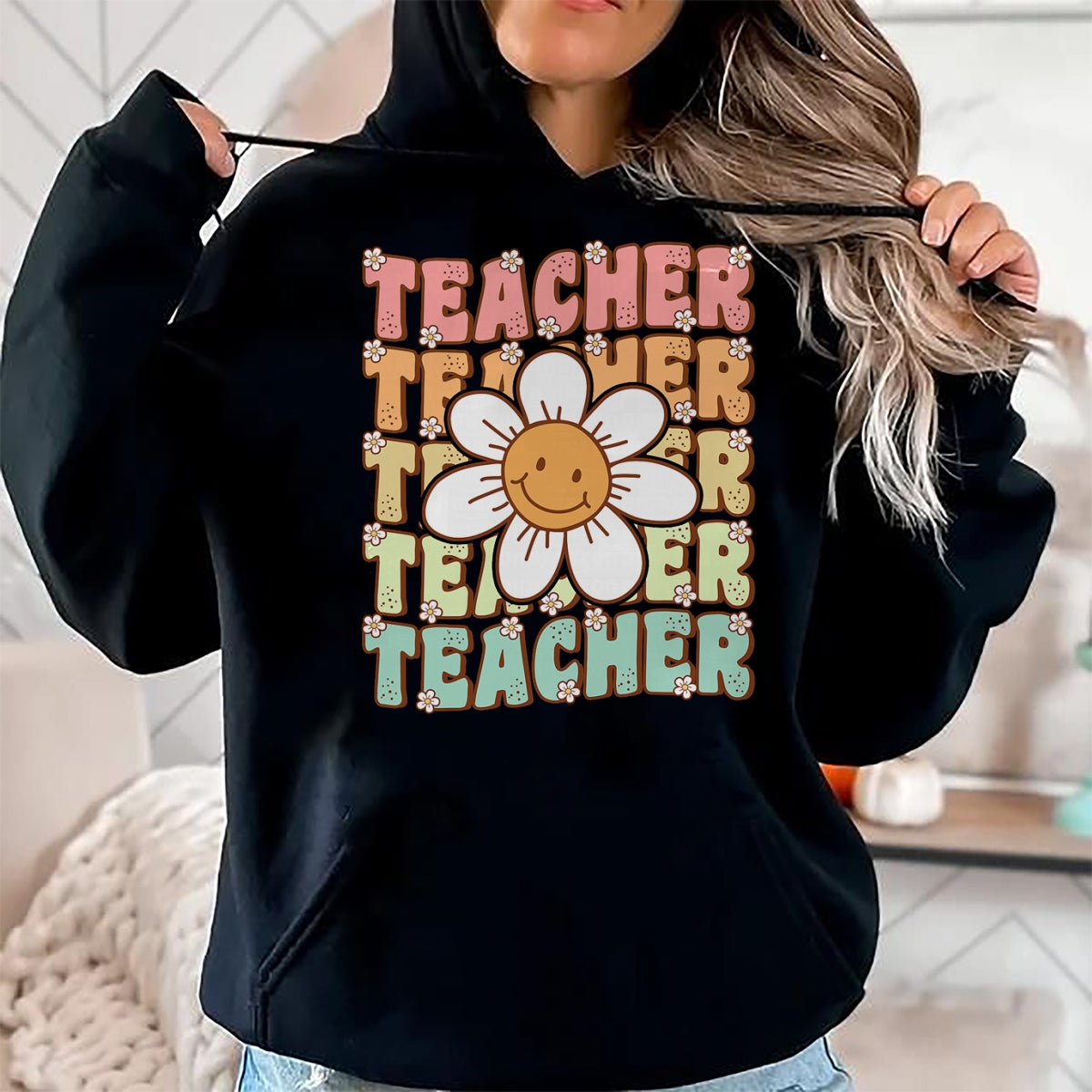 Best Student Shirt, Funny Back To School UnisexT-Shirt/Hoodie/Sweatshirt HLT00 - Groovy Teacher Cute Daisy Flower Retro Back to School T-Shirt