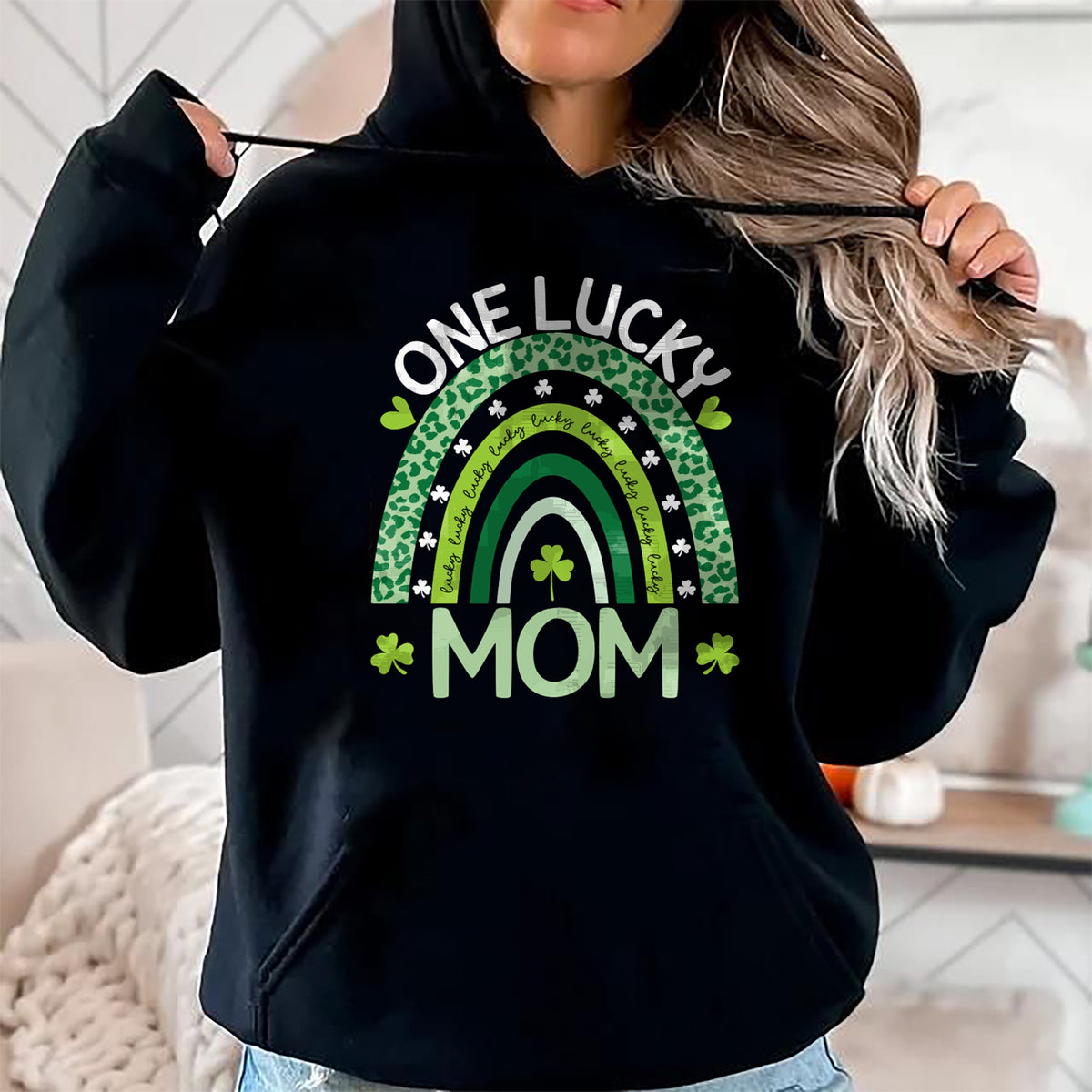 Gift for Mom Shirt, Funny Mom Unisex T-Shirt/Hoodie/Sweatshirt HLT00 - One Lucky Mom Leopard Rainbow St Patricks Day Clover Long Sleeve T-Shirt