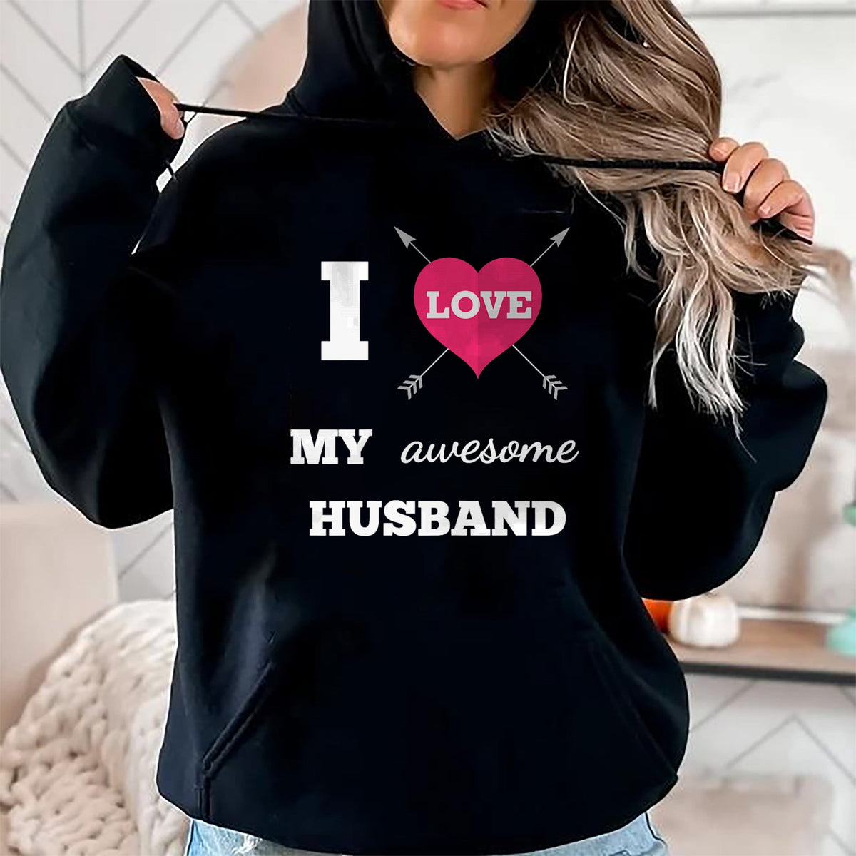 Best Wife Shirt, Wife and Husband Unisex T-Shirt/Hoodie/Sweatshirt HLT00 - I Love My Awesome Husband Shirt Heart & Arrow Cool Wife Tee T-Shirt
