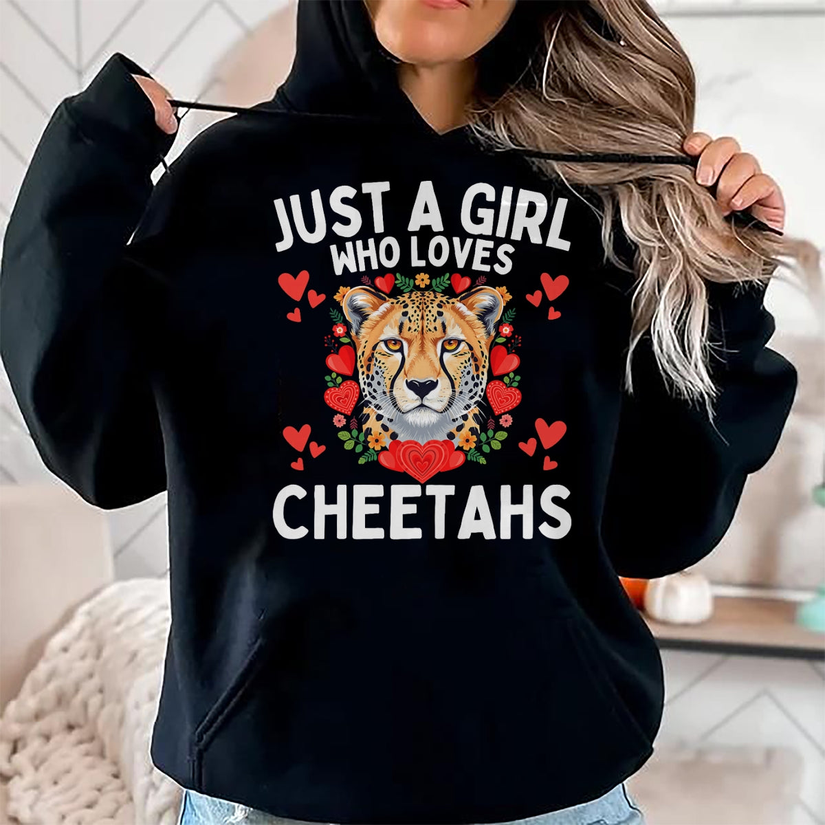 Cat Love Shirt, Funny Cat Lover Gift UnisexT-Shirt/Hoodie/Sweatshirt HLT00 - Just A Girl Who Loves Cheetahs Cute Big Cat Wildlife Lovers T-Shirt