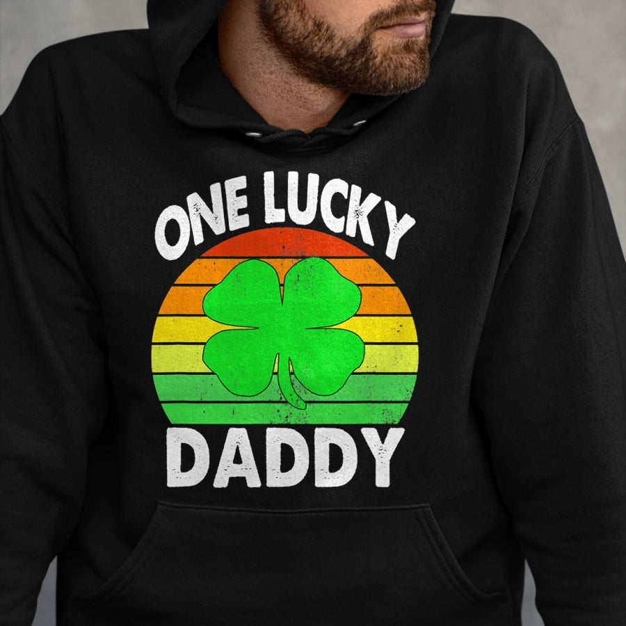 Gift for Dad Shirt, Funny Dad Unisex T-Shirt/Hoodie/Sweatshirt HLT00 – One Lucky Dad Funny Father Irish Clovers St Patrick_s Day T-Shirt