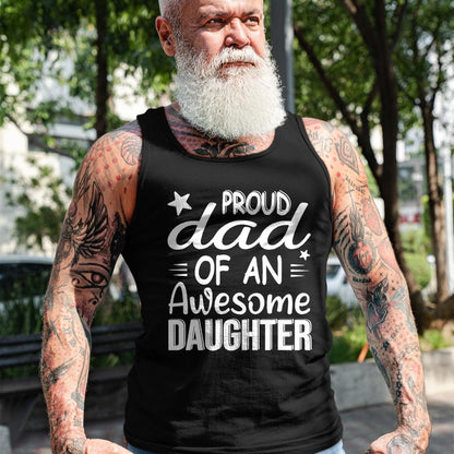 Gift for Dad Shirt, Funny Dad Unisex T-Shirt/Hoodie/Sweatshirt HLT00 – Men Proud Dad Of A Girl An Awesome Daughter Father_s Day T-Shirt