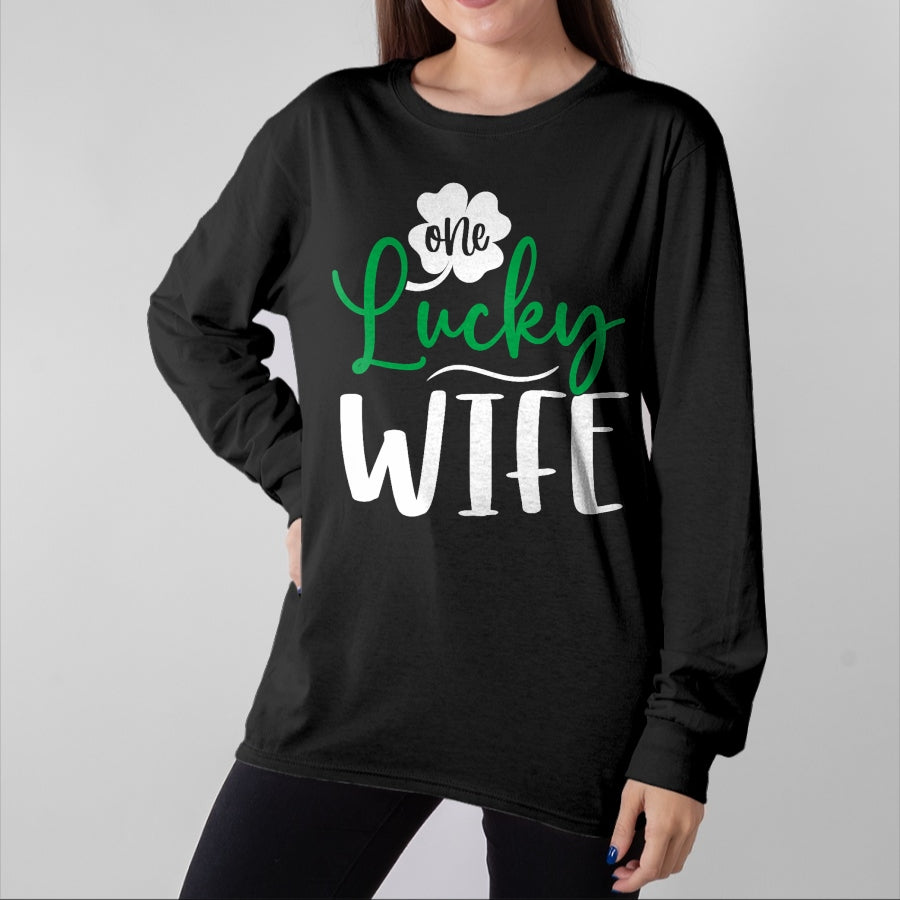 Best Wife Shirt, Wife and Husband Unisex T-Shirt/Hoodie/Sweatshirt HLT00 - Gift for wife T shirt, lucky wife   Womens Happy Saint Patricks Day Irish Shamrock One Lucky Wife Ta