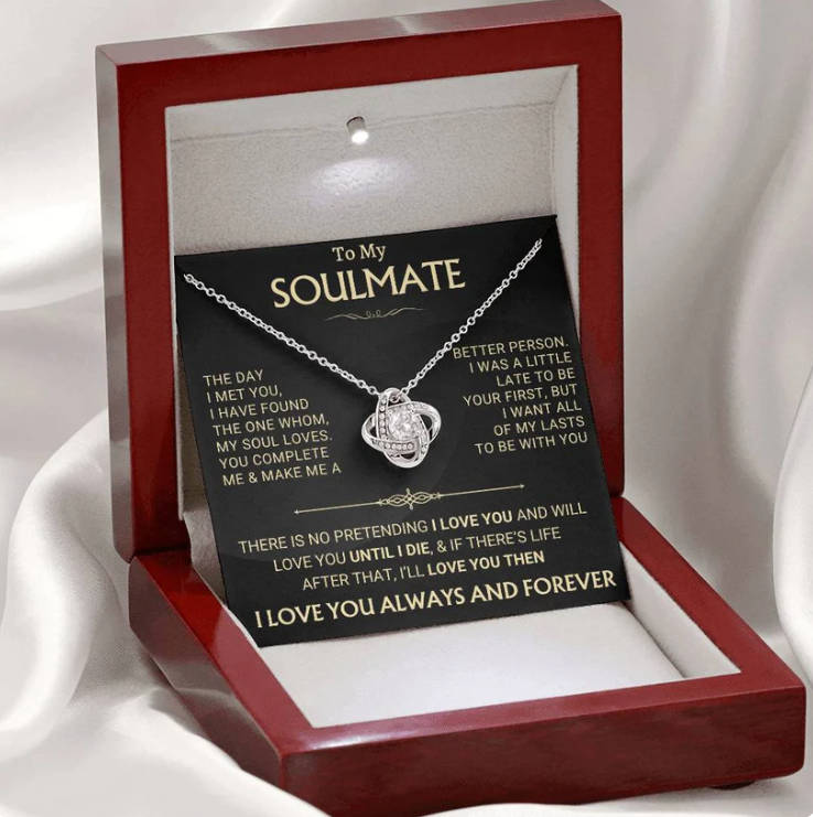 TO MY WIFE FROM HUSBAND - Premium Love Knot Necklace