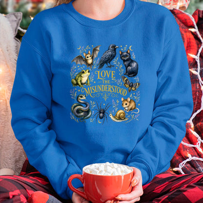 Cat Love Shirt, Funny Cat Lover Gift UnisexT-Shirt/Hoodie/Sweatshirt HLT00 - Love The Misunderstood Bat Raven Cat Snake Spider Moth Frog T-Shirt