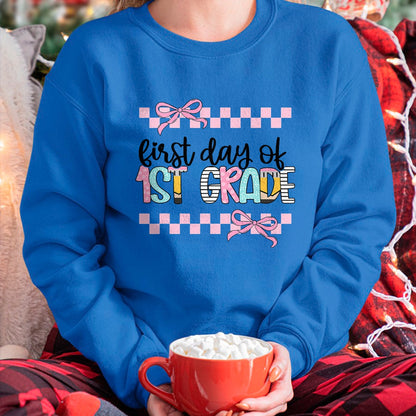 Best Student Shirt, Funny Back To School UnisexT-Shirt/Hoodie/Sweatshirt HLT00 - First Day of 1st Grade Teacher Girl Coquette Back to School T-Shirt