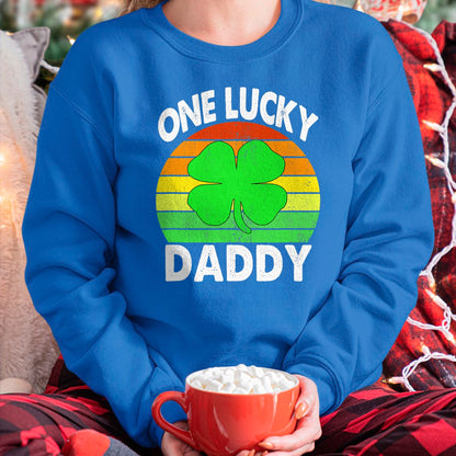 Gift for Dad Shirt, Funny Dad Unisex T-Shirt/Hoodie/Sweatshirt HLT00 – One Lucky Dad Funny Father Irish Clovers St Patrick_s Day T-Shirt