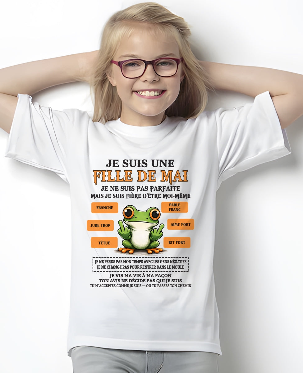 JE SUIS UNE FILLE DE MAI      - fma NINA05 / fr05 (SKU2603-02-05)
