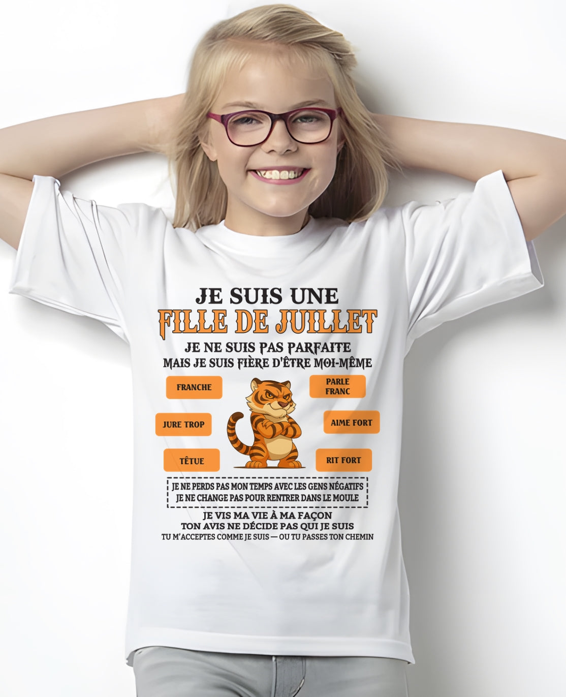 JE SUIS UNE FILLE DE JUILLET  - fma NINA07 / fr07 (SKU26T-01240-07)