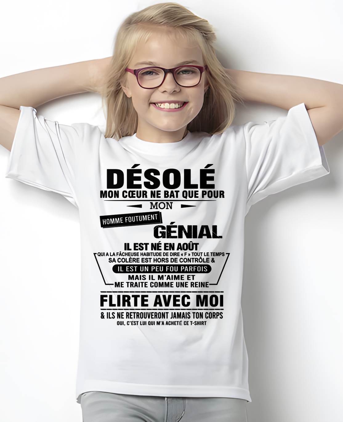 AOÛT – DÉSOLÉ, MON CŒUR NE BAT QUE POUR MON HOMME FOUTUMENT GÉNIAL – DE SON MARI – FR08/NINA08 (SKU26T-01161-08)