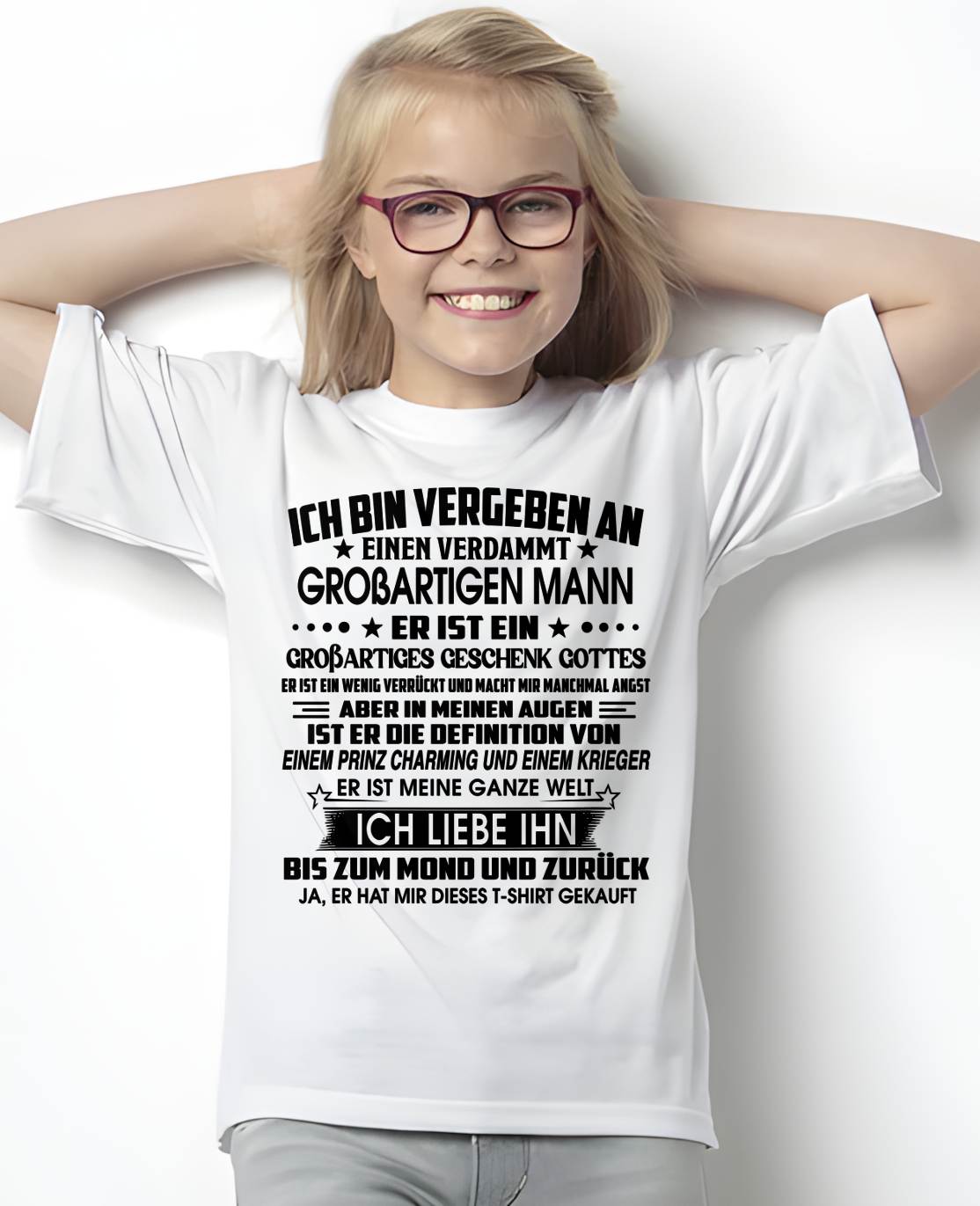 ICH BIN VERGEBEN AN EINEN VERDAMMT GROßARTIGEN MANN - Das perfekte Geschenk für deine Freundin - GER/NINA00 (SKU2605-392-00)
