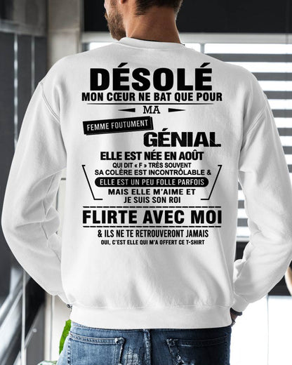 AOÛT - DÉSOLÉ, MON CŒUR NE BAT QUE POUR MA FEMME FOUTUMENT GÉNIALE — DE SA FEMME - FR08 / NINA08 (SKU26T-01258-08)